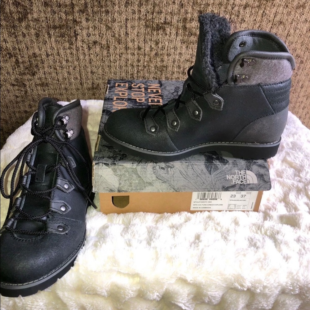BRAND NEW - The North Face Ballard Boyfriend Boots